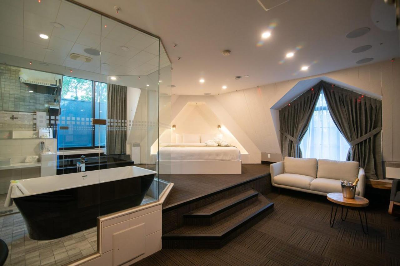 Hotel Le Rivage Rosemère Esterno foto